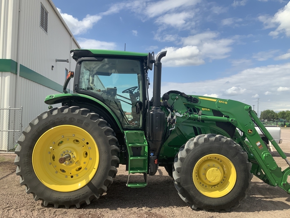 2021 John Deere 6175R Tractor