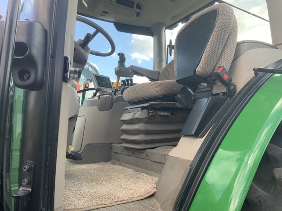 2021 John Deere 6175R Tractor
