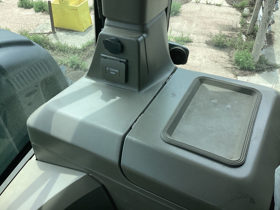 2024 John Deere 9R 440 Tractor 4WD