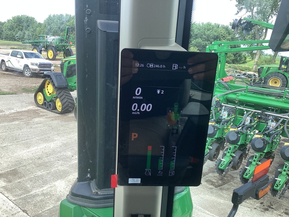 2024 John Deere 9R 440 Tractor 4WD