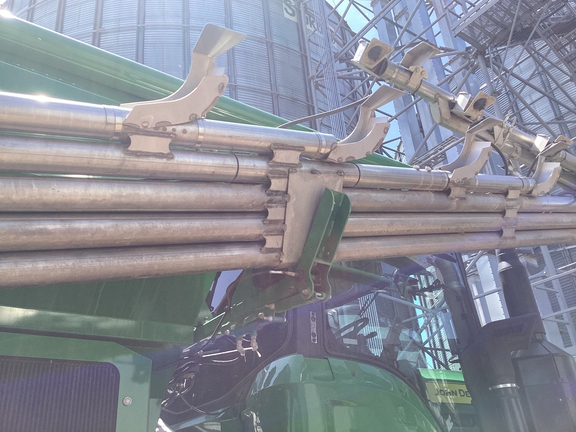 2024 John Deere 800R Sprayer/High Clearance