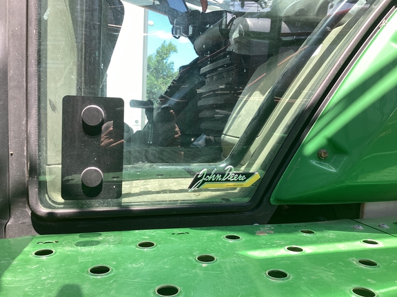 2024 John Deere 800R Sprayer/High Clearance