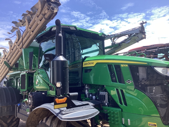 2024 John Deere 800R Sprayer/High Clearance