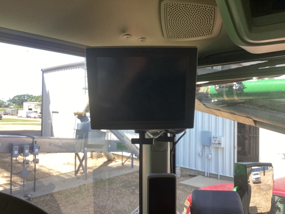 2024 John Deere 800R Sprayer/High Clearance