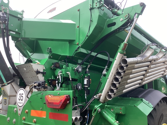 2024 John Deere 800R Sprayer/High Clearance