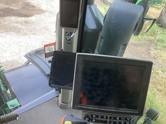 2024 John Deere 800R Sprayer/High Clearance