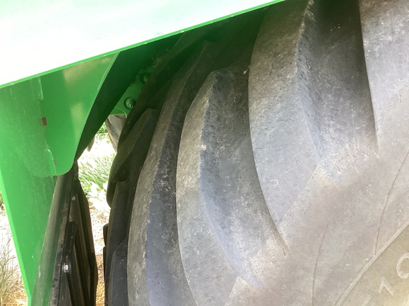 2024 John Deere 800R Sprayer/High Clearance