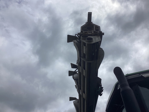 2024 John Deere 800R Sprayer/High Clearance