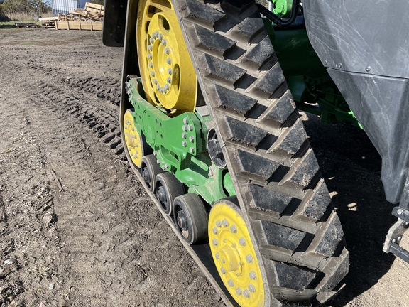2024 John Deere 8RX 410 Tractor Rubber Track