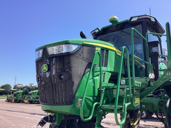 2022 John Deere 412R Sprayer/High Clearance