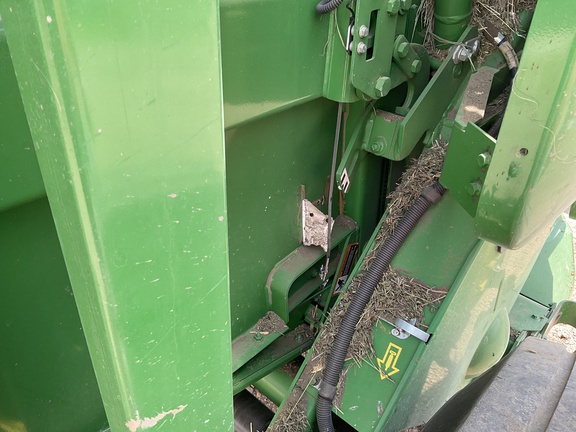 2019 John Deere 560M Baler/Round