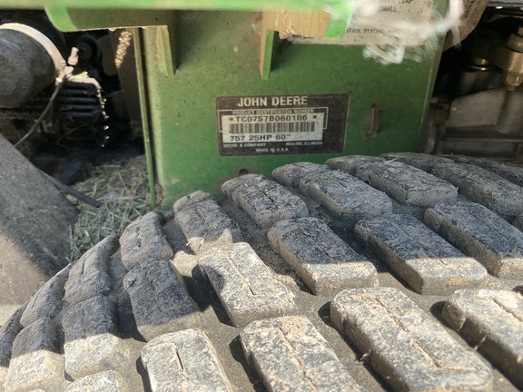 2007 John Deere 757 Mower/Zero Turn