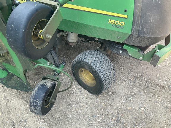 2023 John Deere 1600 Series III Mower/Front Deck