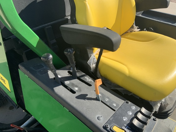 2023 John Deere 1600 Series III Mower/Front Deck