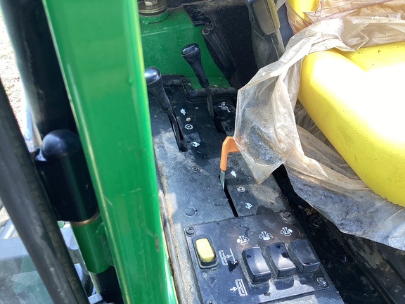 2020 John Deere 1600 Mower/Front Deck