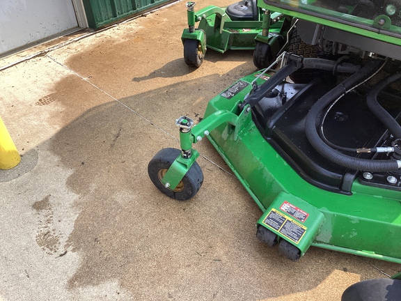 2020 John Deere 1600 Mower/Front Deck