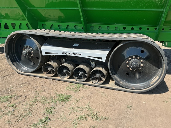 2023 Brent 1596 Grain Cart