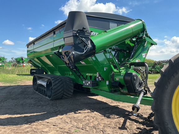 2023 Brent 1596 Grain Cart