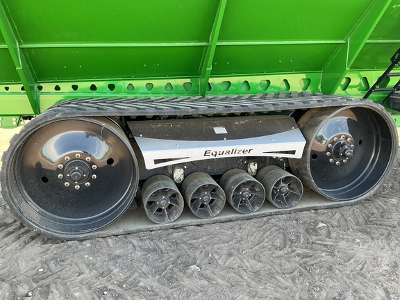 2023 Brent 1596 Grain Cart