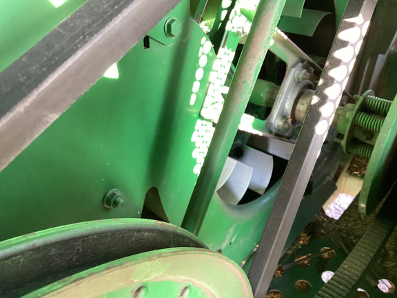 2001 John Deere 9650 STS Combine