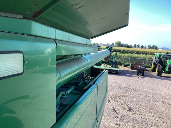 2001 John Deere 9650 STS Combine