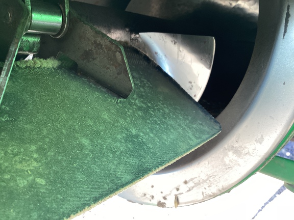 2001 John Deere 9650 STS Combine