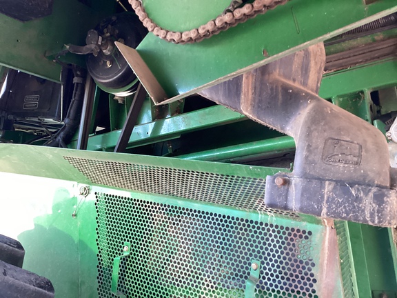 2001 John Deere 9650 STS Combine