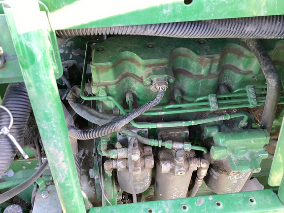 2001 John Deere 9650 STS Combine