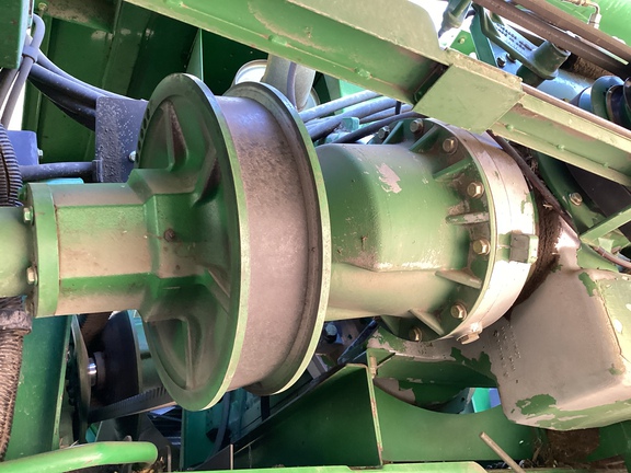 2001 John Deere 9650 STS Combine