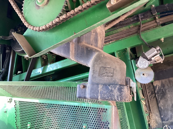 2001 John Deere 9650 STS Combine