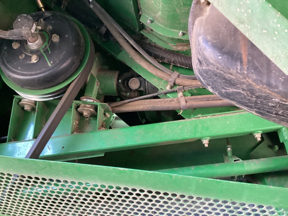 2001 John Deere 9650 STS Combine