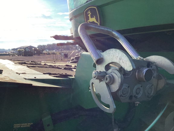 2001 John Deere 9650 STS Combine