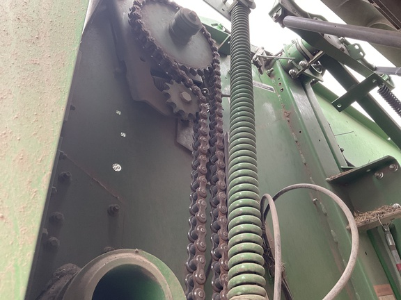 2017 John Deere 569 Premium Baler/Round