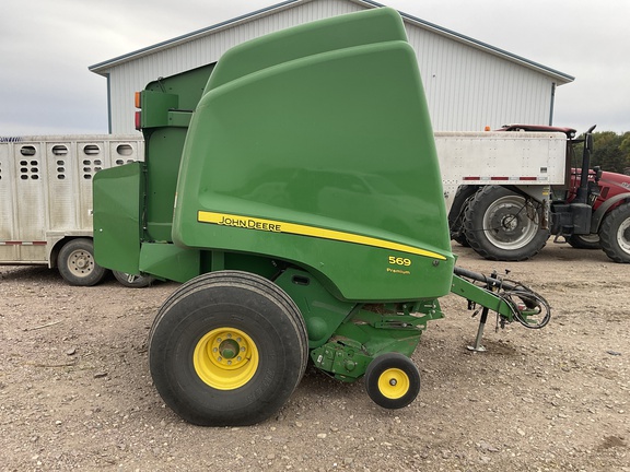 2017 John Deere 569 Premium Baler/Round