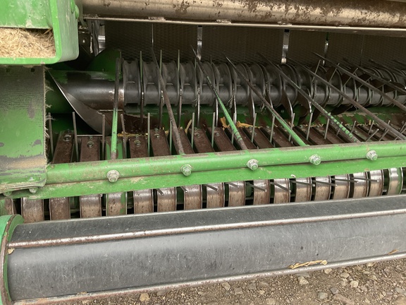 2017 John Deere 569 Premium Baler/Round