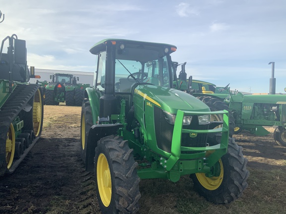 2023 John Deere 5090E Tractor