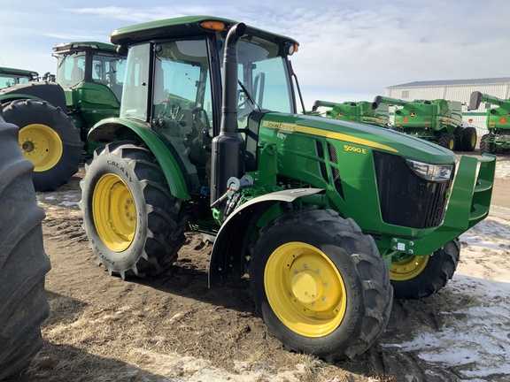 2023 John Deere 5090E Tractor
