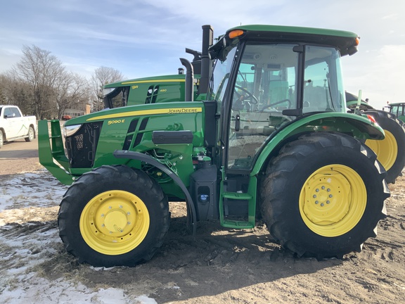2023 John Deere 5090E Tractor