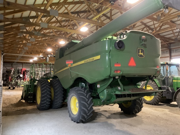 2019 John Deere S770 Combine