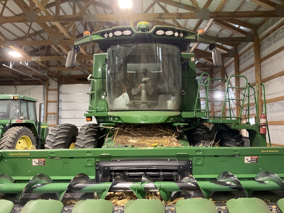 2019 John Deere S770 Combine