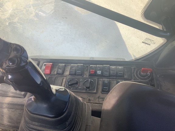 2019 John Deere 344L Compact Utility Loader