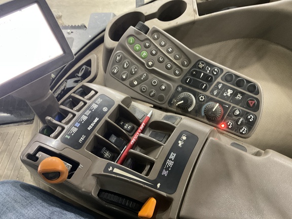 2013 John Deere 9460R Tractor 4WD