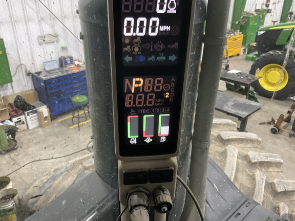 2013 John Deere 9460R Tractor 4WD