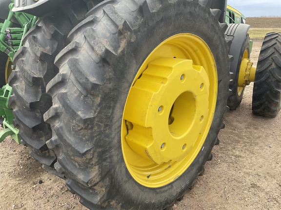 2019 John Deere 8400R Tractor