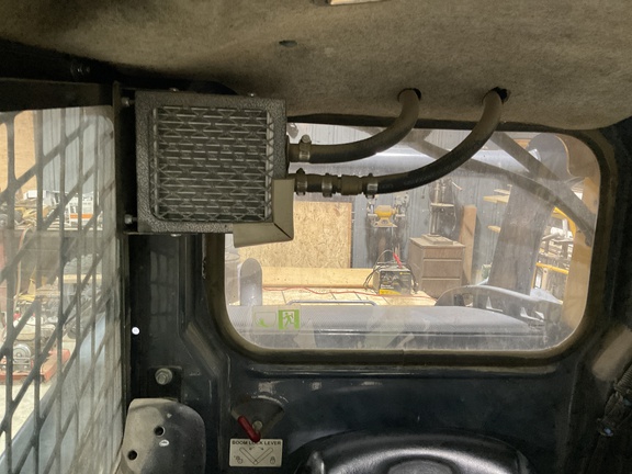 2010 John Deere 320D Skid Steer Loader