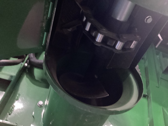 2023 John Deere S780 Combine