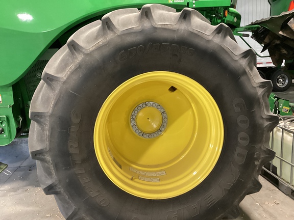 2023 John Deere S780 Combine