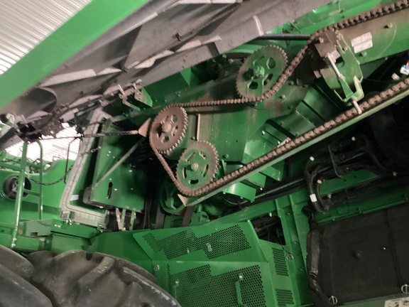 2023 John Deere S780 Combine