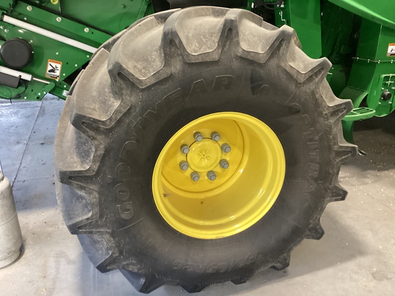 2023 John Deere S780 Combine