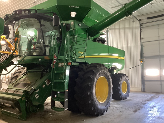 2023 John Deere S780 Combine